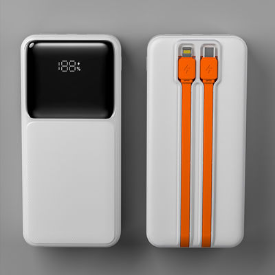 Un buon prezzo. OEM/ODM Power Bank incorporato in cavo Mini Power Bank con cavo incorporato in linea