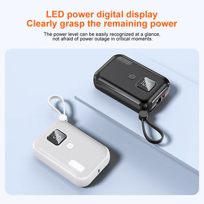 Un buon prezzo. OEM Rapid Charging Power Bank 10000mah Lightweight Portable Power Bank Piccolo in linea