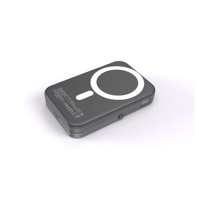 Un buon prezzo. Fabbricante di caricabatterie USB in linea